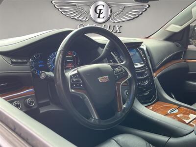 2016 Cadillac Escalade ESV Premium   - Photo 14 - Lennox, CA 90304