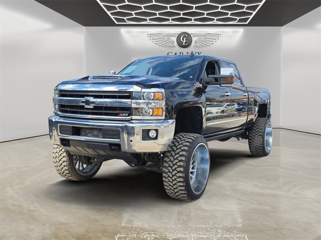 2019 Chevrolet Silverado 2500HD LTZ's photo