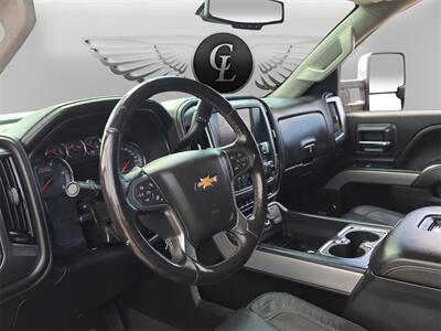2019 Chevrolet Silverado 2500 LTZ - Photo 10 - Lennox, CA 90304