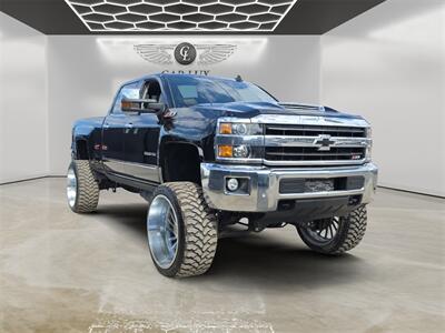 2019 Chevrolet Silverado 2500 LTZ - Photo 7 - Lennox, CA 90304