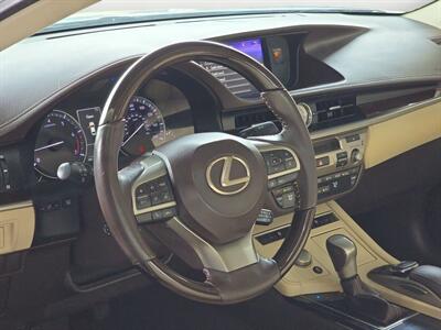 2018 Lexus ES 350   - Photo 11 - Lennox, CA 90304