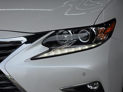 2018 Lexus ES 350   - Photo 25 - Lennox, CA 90304