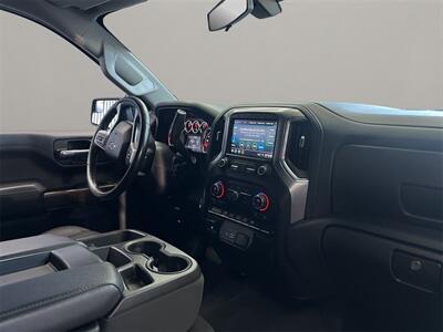 2021 Chevrolet Silverado 1500 RST - Photo 18 - Lennox, CA 90304