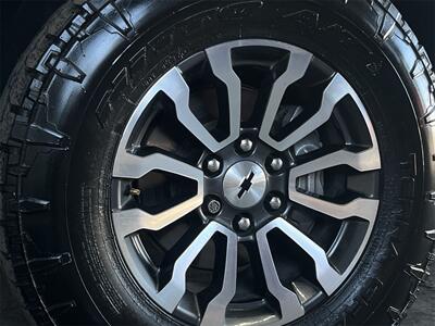 2021 Chevrolet Silverado 1500 RST - Photo 19 - Lennox, CA 90304