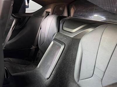 2015 BMW i8   - Photo 13 - Lennox, CA 90304