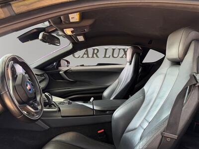 2015 BMW i8   - Photo 9 - Lennox, CA 90304