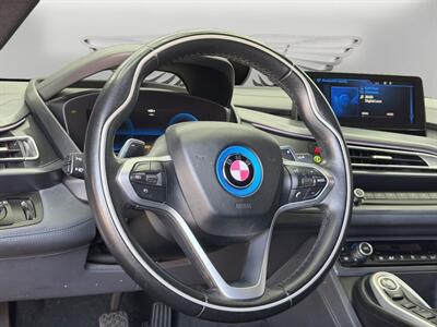 2015 BMW i8   - Photo 12 - Lennox, CA 90304