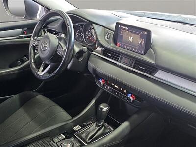 2018 Mazda Mazda6 Sport   - Photo 15 - Lennox, CA 90304