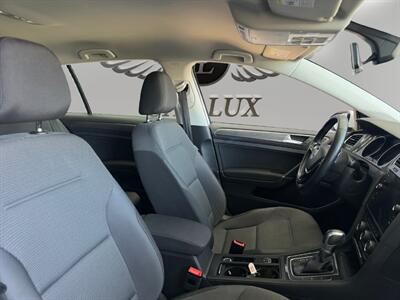 2019 Volkswagen e-Golf SE - Photo 15 - Lennox, CA 90304