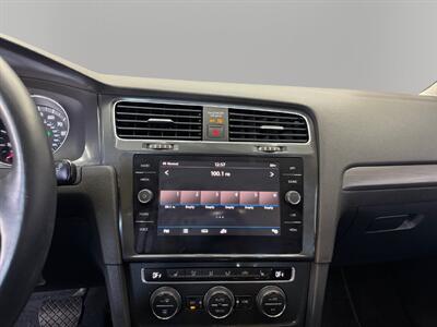 2019 Volkswagen e-Golf SE - Photo 22 - Lennox, CA 90304