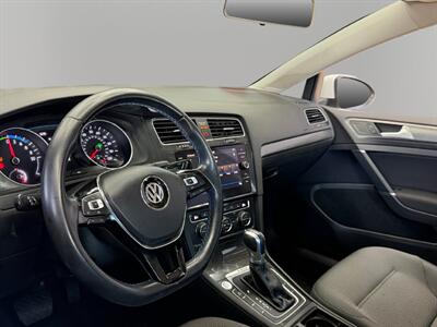 2019 Volkswagen e-Golf SE - Photo 16 - Lennox, CA 90304