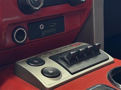 2011 Ford F-150 SVT Raptor   - Photo 21 - Lennox, CA 90304