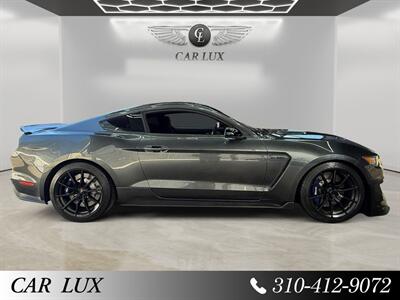 2016 Ford Mustang Shelby GT350   - Photo 6 - Lennox, CA 90304
