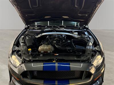 2016 Ford Mustang Shelby GT350   - Photo 27 - Lennox, CA 90304