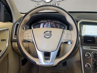 2015 Volvo XC60 T6 Drive-E   - Photo 10 - Lennox, CA 90304