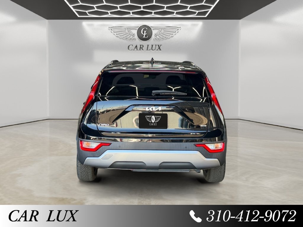 2023 Kia Niro EX - Photo 4 - Lennox, CA 90304