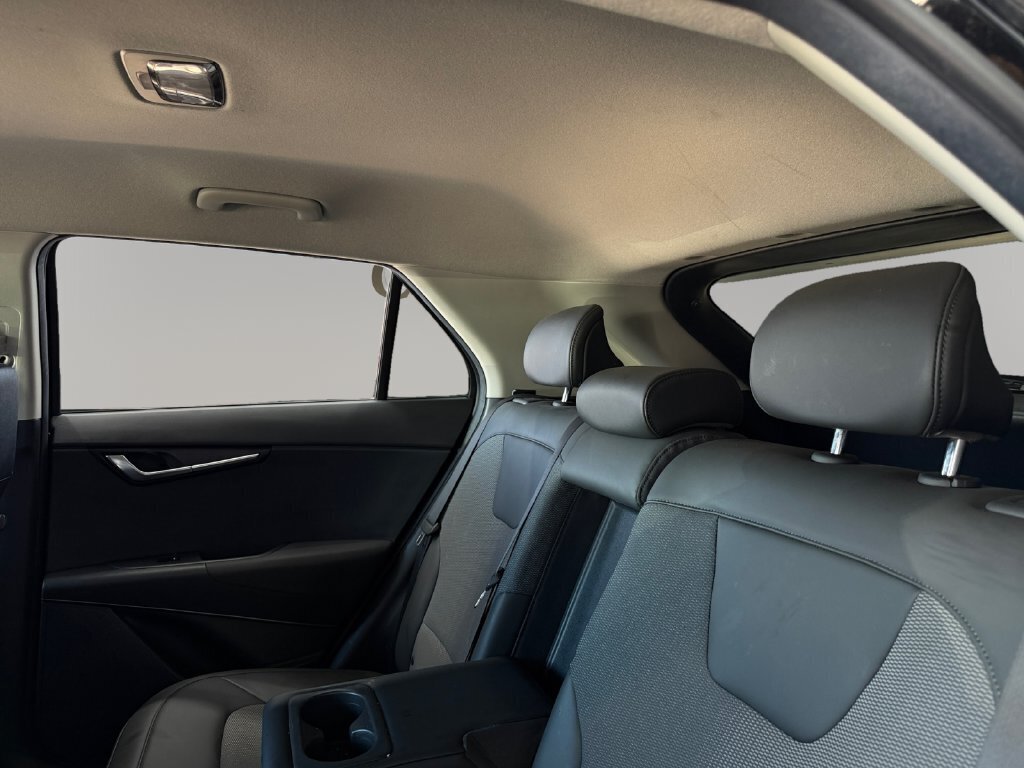 2023 Kia Niro EX - Photo 13 - Lennox, CA 90304