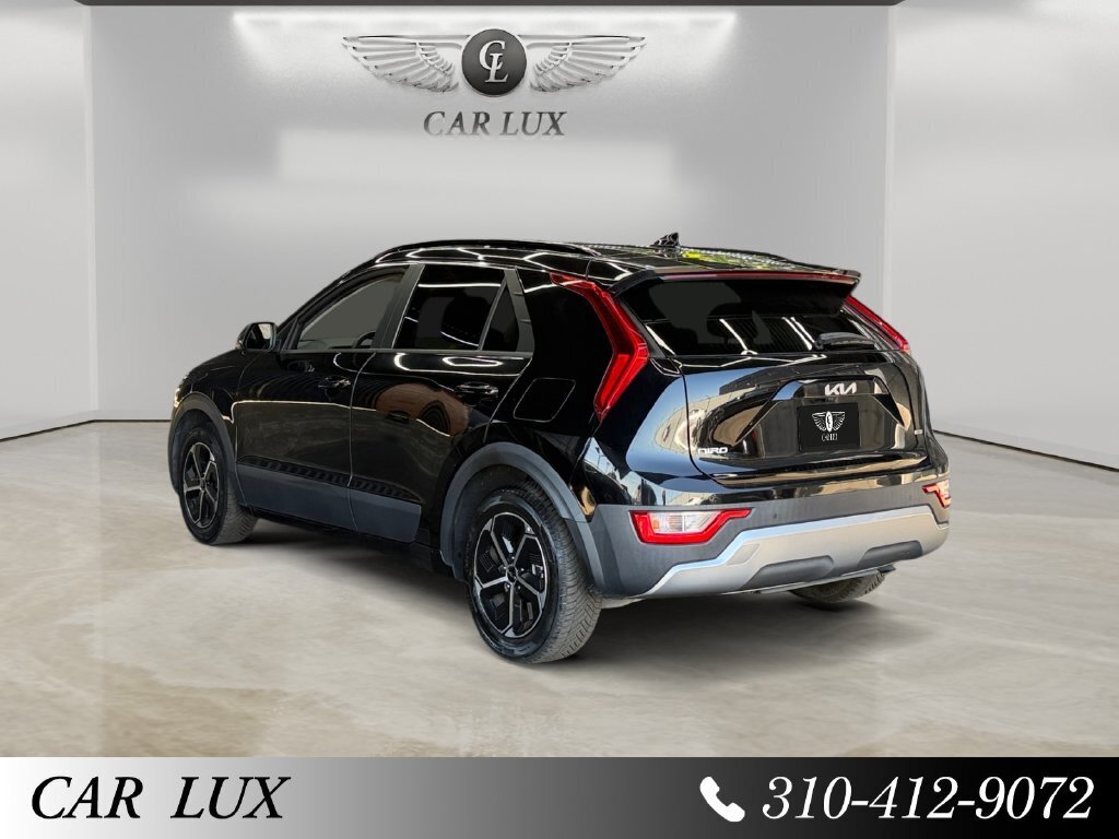 2023 Kia Niro EX - Photo 3 - Lennox, CA 90304