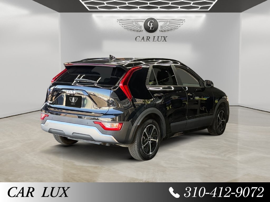2023 Kia Niro EX - Photo 5 - Lennox, CA 90304