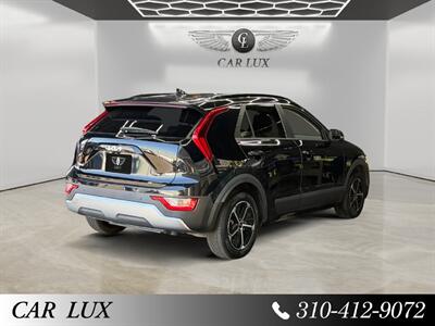 2023 Kia Niro EX - Photo 5 - Lennox, CA 90304