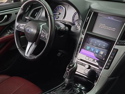 2018 INFINITI Q60 Red Sport 400   - Photo 16 - Lennox, CA 90304