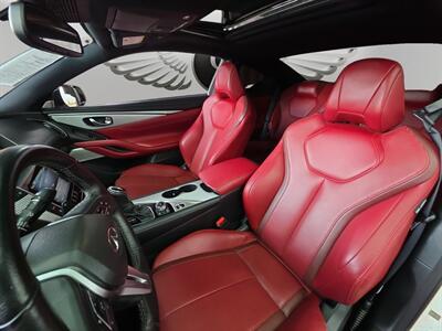 2018 INFINITI Q60 Red Sport 400   - Photo 11 - Lennox, CA 90304