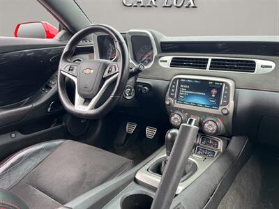 2015 Chevrolet Camaro ZL1   - Photo 17 - Lennox, CA 90304