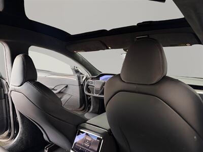 2022 Tesla Model S - Photo 19 - Lennox, CA 90304