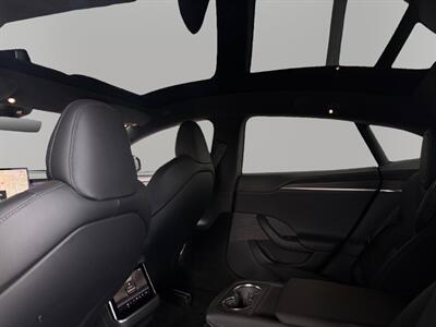 2022 Tesla Model S - Photo 18 - Lennox, CA 90304