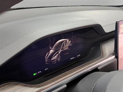 2022 Tesla Model S - Photo 20 - Lennox, CA 90304