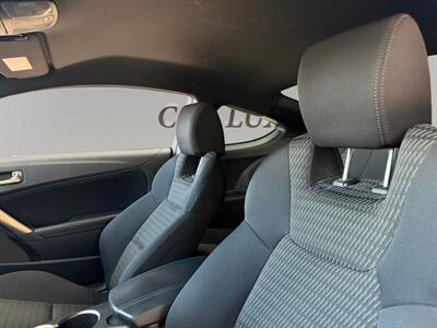 2016 Hyundai Genesis Coupe 3.8 - Photo 9 - Lennox, CA 90304