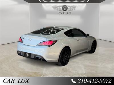 2016 Hyundai Genesis Coupe 3.8 - Photo 5 - Lennox, CA 90304