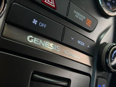 2016 Hyundai Genesis Coupe 3.8 - Photo 22 - Lennox, CA 90304