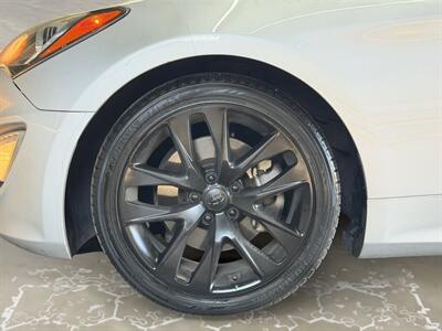 2016 Hyundai Genesis Coupe 3.8 - Photo 14 - Lennox, CA 90304