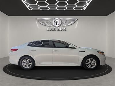 2016 Kia Optima LX   - Photo 8 - Lennox, CA 90304