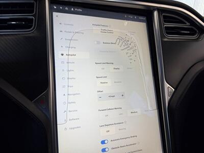 2015 Tesla Model S 70D - Photo 17 - Lennox, CA 90304