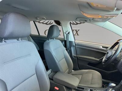 2019 Volkswagen e-Golf SE - Photo 14 - Lennox, CA 90304