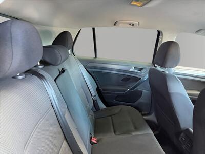 2019 Volkswagen e-Golf SE - Photo 23 - Lennox, CA 90304