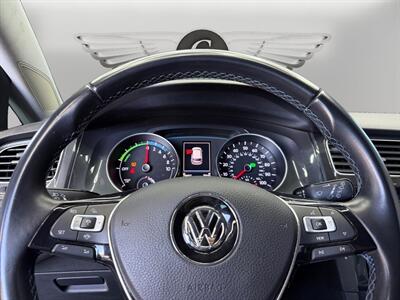 2019 Volkswagen e-Golf SE - Photo 18 - Lennox, CA 90304