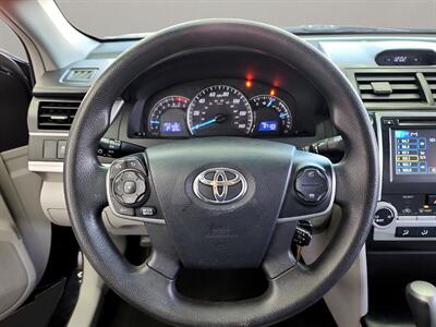 2014 Toyota Camry LE   - Photo 9 - Lennox, CA 90304