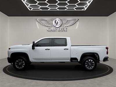 2022 Chevrolet Silverado 2500 Custom   - Photo 4 - Lennox, CA 90304
