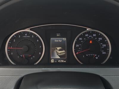 2015 Toyota Camry SE   - Photo 11 - Lennox, CA 90304