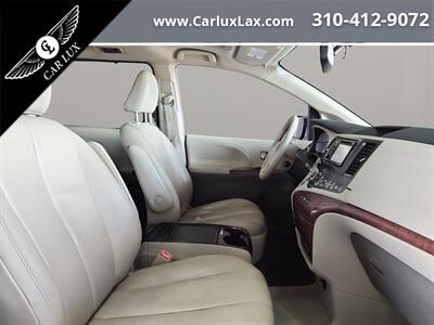 2012 Toyota Sienna XLE 7-Passenger Auto   - Photo 16 - Lennox, CA 90304