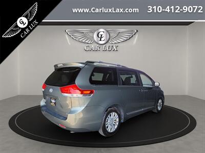 2012 Toyota Sienna XLE 7-Passenger Auto   - Photo 7 - Lennox, CA 90304