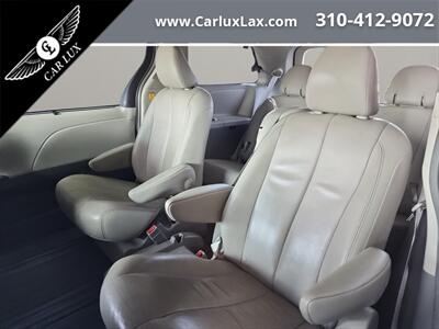 2012 Toyota Sienna XLE 7-Passenger Auto   - Photo 12 - Lennox, CA 90304