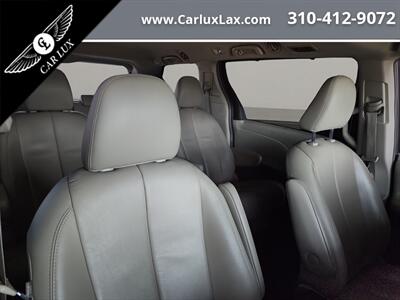 2012 Toyota Sienna XLE 7-Passenger Auto   - Photo 14 - Lennox, CA 90304