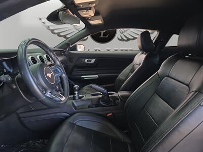 2022 Ford Mustang GT Premium   - Photo 9 - Lennox, CA 90304