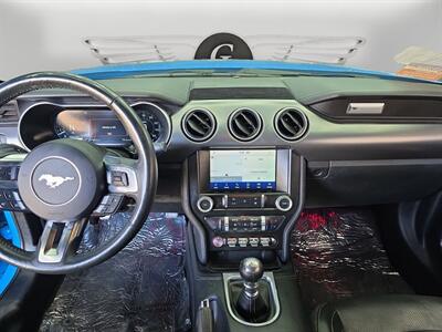 2022 Ford Mustang GT Premium   - Photo 11 - Lennox, CA 90304