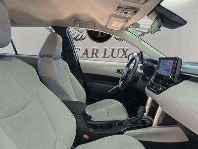 2022 Toyota Corolla Cross LE   - Photo 14 - Lennox, CA 90304