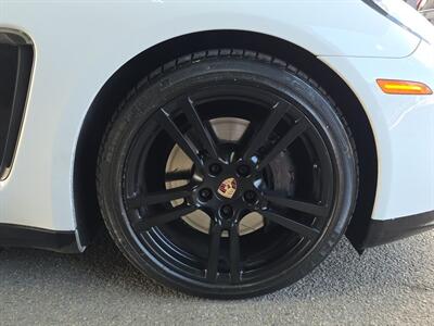 2014 Porsche Panamera 2   - Photo 34 - Lennox, CA 90304